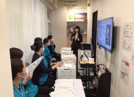 堺市北区でマウスピース矯正の院内セミナーを実施｜MYデンタルクリニック・松永歯科医院